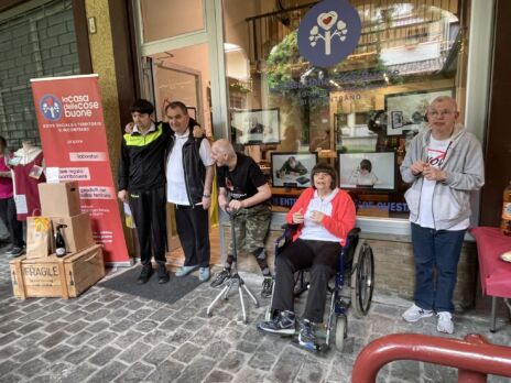 Leggi: «Inaugurata la mostra di Casa Betania…»