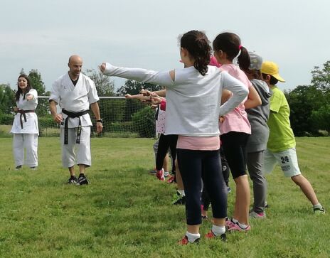 Leggi: «Contributi alle società sportive»