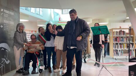 Leggi: &laquo;Applausi e tante persone all’inaugurazione della&hellip;&raquo;