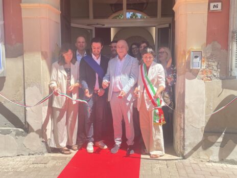 Leggi: «Grande festa per l’inaugurazione della Casa…»